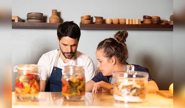 Con su esposo, Virgilio Martínez, han desarrollado un proyecto de vida vinculado a la excelencia gastronómica. (Foto: Ken Motohasi) Con su esposo, Virgilio Martínez, han desarrollado un proyecto de vida vinculado a la excelencia gastronómica. (Foto: Ken Motohasi)
