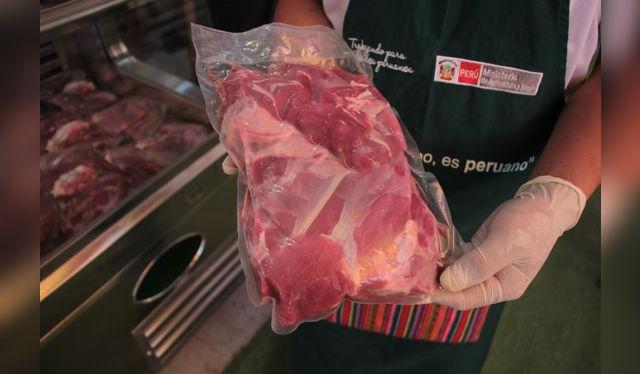 La carne de alpaca se asemeja a la de res.   