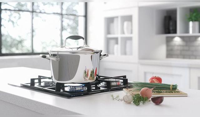 Mantener el fuego bajo para una cocción larga es mejor. Mantener el fuego bajo para una cocción larga es mejor.