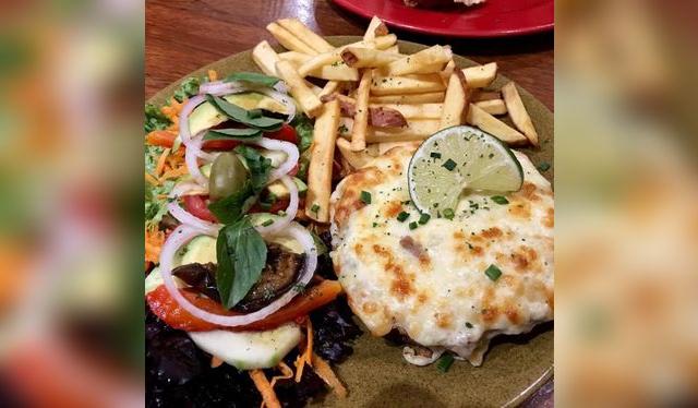 Una carta inspirada en los mejor de la comida norteamericana. Una carta inspirada en los mejor de la comida norteamericana.