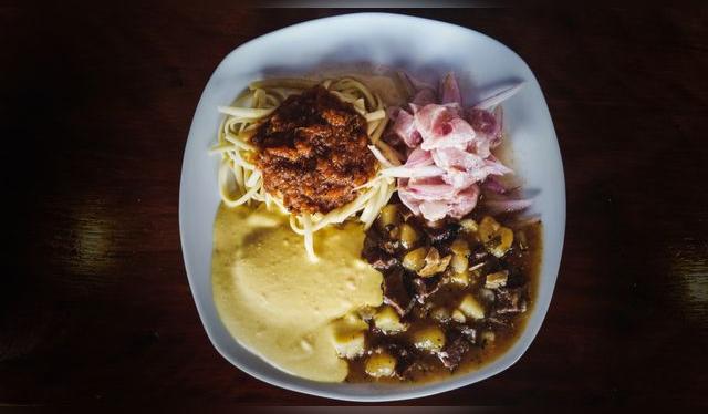 Las combinaciones parecen consustanciales de la chanfainita.   