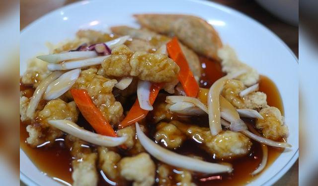 Las salsas del chifa se espesan con chuño, porque es potente y aguanta las altas temperaturas.    