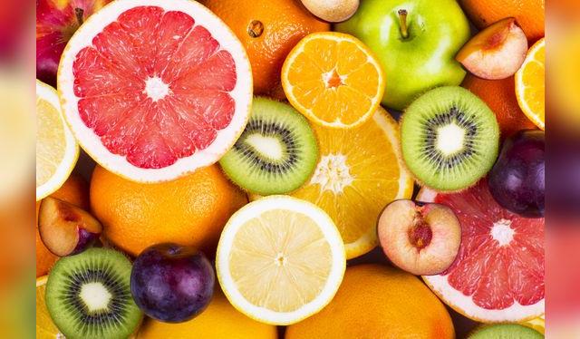 Los frutos cítricos son los que más contenido de vitamina C tienen.    