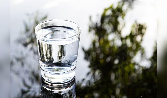 A simple vista es agua, y en principio, es inocua. Pero aún hay mucho por estudiar. A simple vista es agua, y en principio, es inocua. Pero aún hay mucho por estudiar.