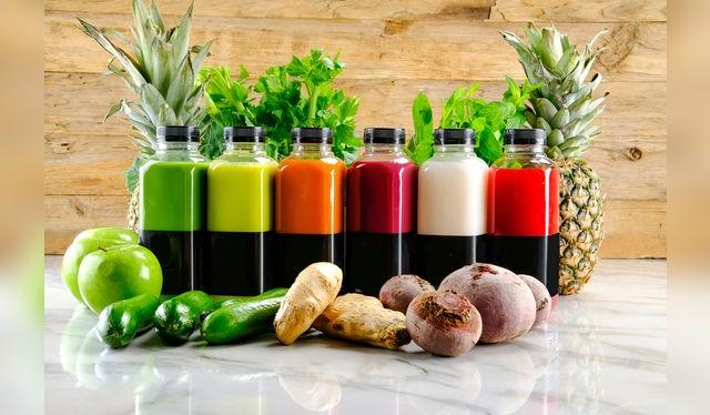 Las bebidas <em>detox</em> son, junto con el agua alcalina, uno de las más grandes estafas de la industria de las bebidas. Las bebidas <em>detox</em> son, junto con el agua alcalina, uno de las más grandes estafas de la industria de las bebidas.