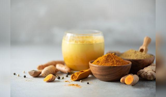 La leche dorada la puedes consumir fría o caliente, y acompañar con las especias que más te gusten. La leche dorada la puedes consumir fría o caliente, y acompañar con las especias que más te gusten.