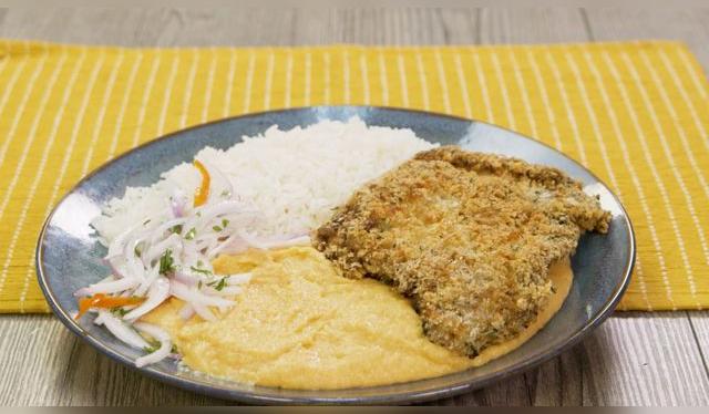 El pepián es la versión limeña criolla del espesado norteño; la diferencia está en que el segundo es con culantro.   