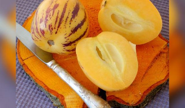 El pepino dulce tiene un sabor peculiar; algunos lo asocian al melón.    