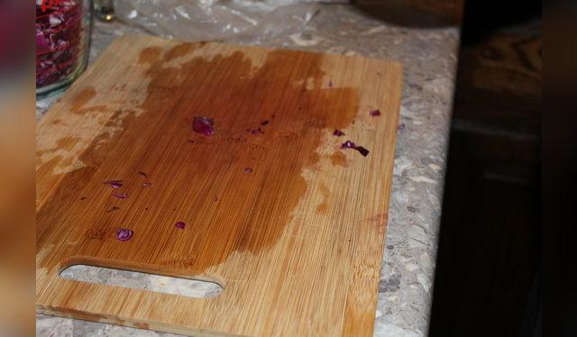 Los implementos de madera en la cocina pueden absorber o desarrollar agentes contaminantes.    