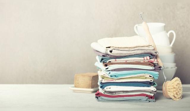 La limpieza en la cocina es clave: mantén tus paños e implementos de cocina bien limpios.    