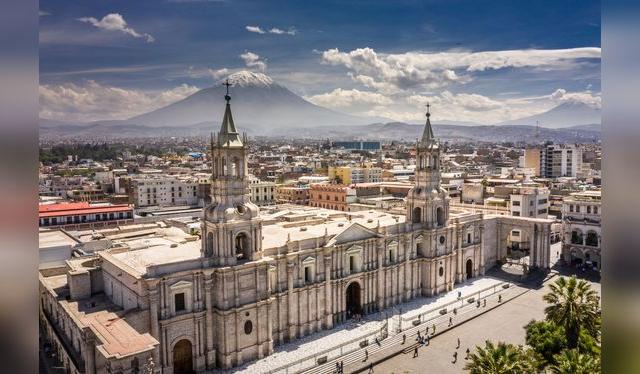 Las picanterías arequipeñas son la cuna del té piteau. Las picanterías arequipeñas son la cuna del té piteau.