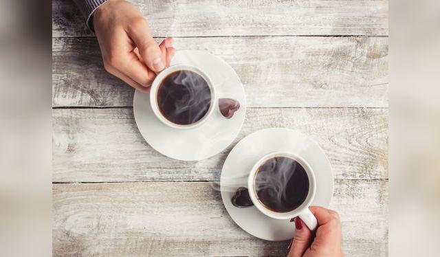 El café es una bebida socialmente aceptada, pero sigue siendo un estimulante cuyo consumo hay que cuidar.   