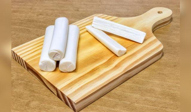 La chonta no es otra cosa que el interior del tronco de la palma. La chonta no es otra cosa que el interior del tronco de la palma.