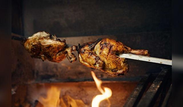 Ese pellejito del pollo a la grasa que tanto nos gusta: ¿es malo para la salud o no? Ese pellejito del pollo a la grasa que tanto nos gusta: ¿es malo para la salud o no?