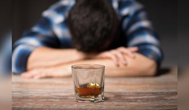 <em>El alcohol es un depresor del sistema nervioso y no un estimulante.</em>   