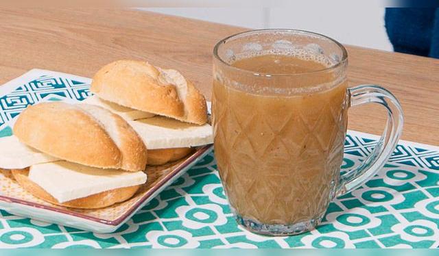 Desayuno nutritivo: Maca y pan con queso   