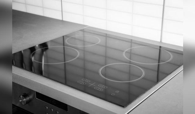 La cocina eléctrica requiere 4.500 watts de potencia para funcionar.    