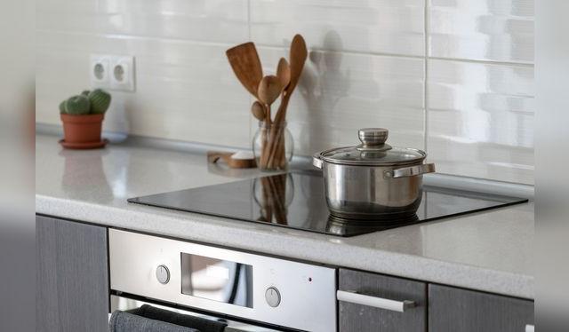 Usar sartenes y ollas que tengan el mismo tamaño que los fogones   