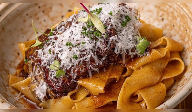  Pappardelle y Carrillera con compota de cebolla. Fuente: IGCosme    