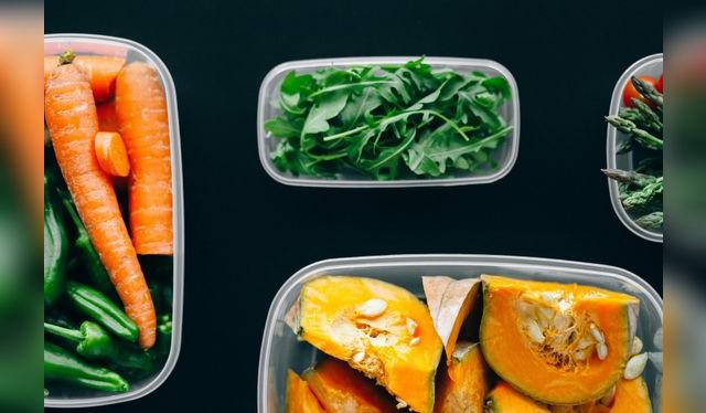 <em>Almacenar tus alimentos en taper herméticos puede ayudar a preservar su frescura.</em> <em>Almacenar tus alimentos en taper herméticos puede ayudar a preservar su frescura.</em>