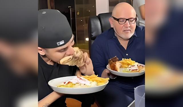  Beto Ortiz y 'Cristorata' comen pollo a la brasa en transmisión en vivo.   