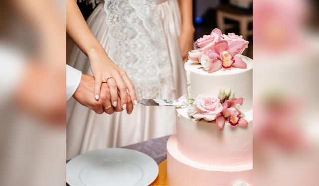 La tradición de pastel de boda se ha reinventado. La tradición de pastel de boda se ha reinventado.
