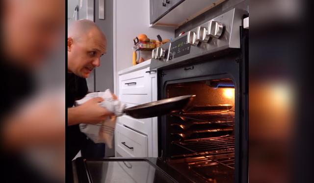 Truco para cocinar pescado sin que se pegue a la sartén… ¡y sin necesidad de voltearlo!   