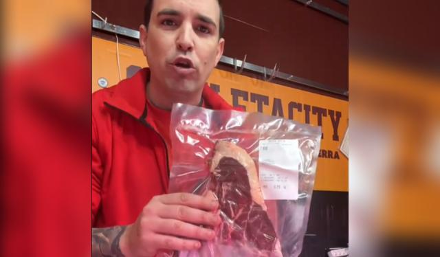 El carnicero más viral de Tik Tok comparte sus tips para descongelar la carne sin que quede seca y dura. El carnicero más viral de Tik Tok comparte sus tips para descongelar la carne sin que quede seca y dura.