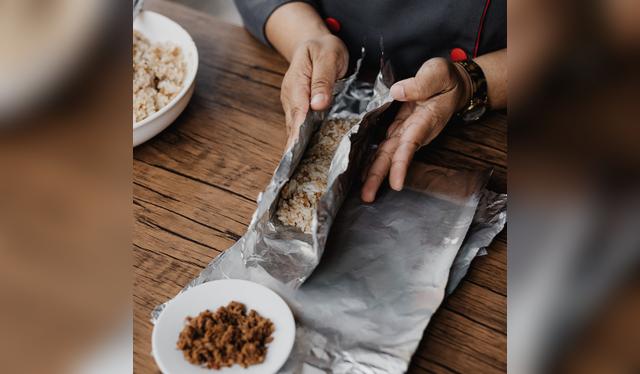 Este truco sencillo con papel aluminio mejora la conservación de alimentos tanto en la nevera como a temperatura ambiente. Este truco sencillo con papel aluminio mejora la conservación de alimentos tanto en la nevera como a temperatura ambiente.