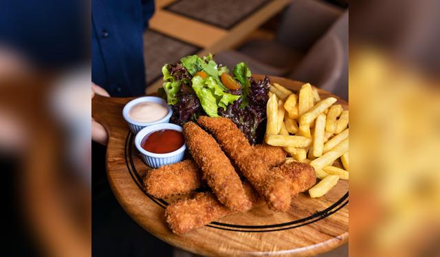 Incluir vegetales frescos en tus pedidos de comida rápida es un paso hacia una dieta más saludable.