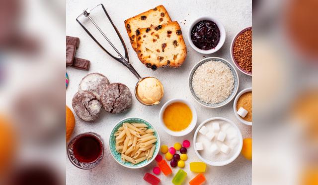 Los azúcares y carbohidratos refinados están entre los principales enemigos de la salud ocular.