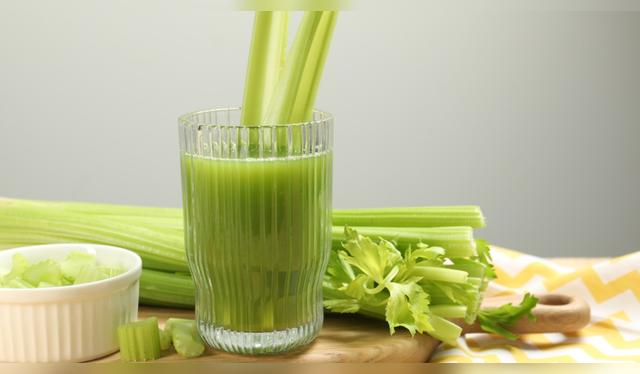 Con antioxidantes como la vitamina C y flavonoides, el té de apio promueve una piel saludable. Fuente: Shutterstock.   