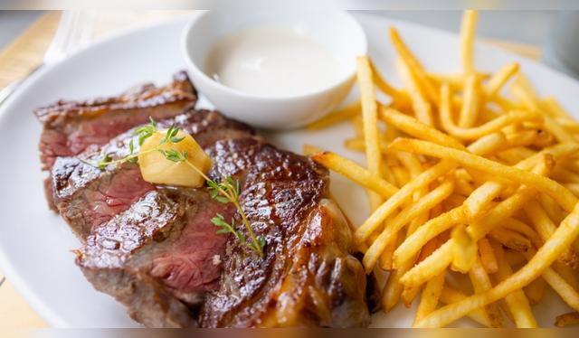 Conoce cómo preparar las mejores papas fritas para acompañar tus platos. Fuente: Shutterstock. Conoce cómo preparar las mejores papas fritas para acompañar tus platos. Fuente: Shutterstock.