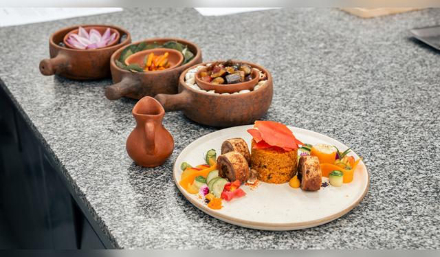 “Fuego y Tierra” es un homenaje a la Pachamama con insumos andinos y coreanos.