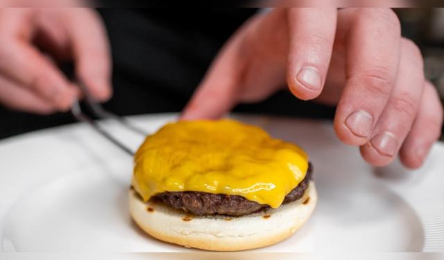 Disfruta de la clásica hamburguesa de Pasadena. Fuente: Shutterstock. Disfruta de la clásica hamburguesa de Pasadena. Fuente: Shutterstock.