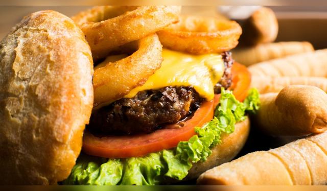 También existe una versión para los amantes de la cebolla. Fuente: Shutterstock. También existe una versión para los amantes de la cebolla. Fuente: Shutterstock.