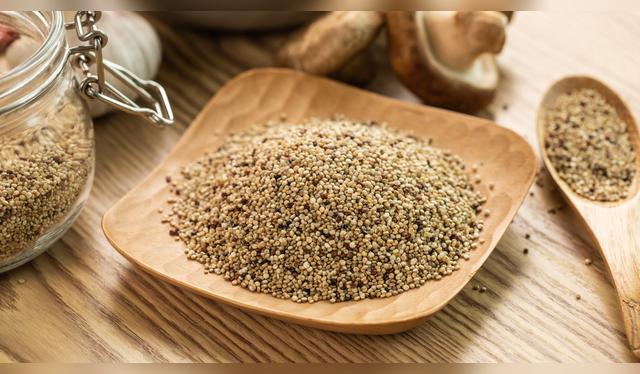 La quinua tiene proteínas, vitaminas y minerales.   