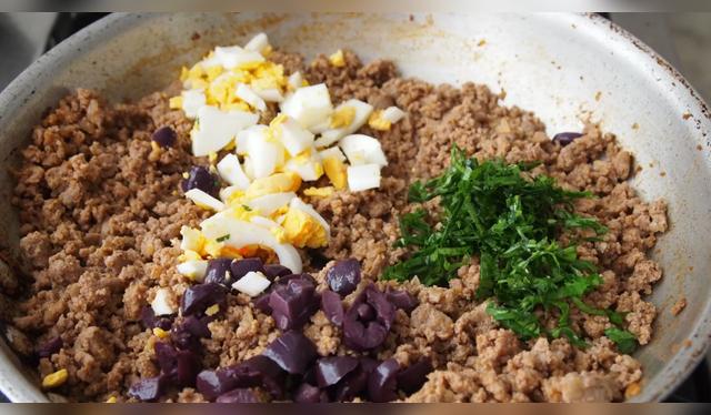 Ingredientes para el arroz tapado.   