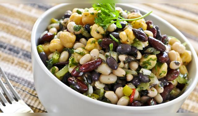 Cuatro raciones semanales bastan para notar los beneficios de las legumbres en la salud. Cuatro raciones semanales bastan para notar los beneficios de las legumbres en la salud.