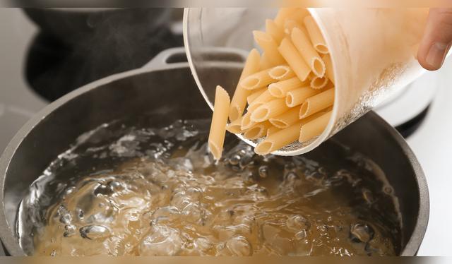 Con un simple ajuste en la temperatura, se puede cocinar igual de bien y gastar mucha menos energía.   