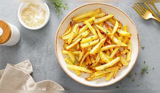 Elige las variedades adecuadas, como la papa canchán o amarilla, y disfruta de unas papas fritas crujientes. Fuente: Shutterstock.   
