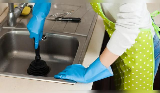 Con esta mezcla también puedes destapar cañerías.   