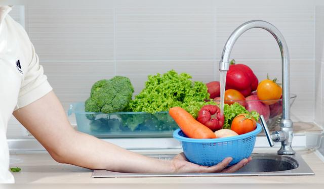 La verdad del lavado para eliminar pesticidas.   