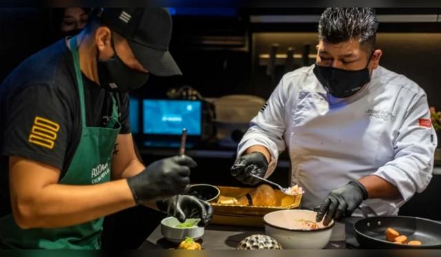  Chef peruano triunfa en España con más de 500 platos vendidos al día.