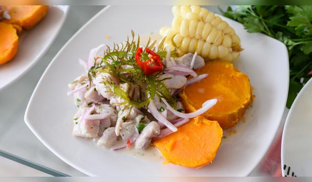 En Perú, el ceviche es Patrimonio Cultural de la Nación y uno de los platos más representativos de su gastronomía. En Perú, el ceviche es Patrimonio Cultural de la Nación y uno de los platos más representativos de su gastronomía.