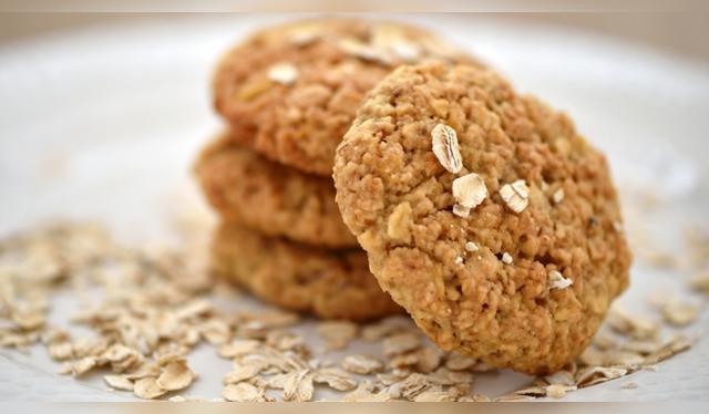 Prepara barritas o galletas de avena para mantener sus beneficios. Fuente: Shutterstock. Prepara barritas o galletas de avena para mantener sus beneficios. Fuente: Shutterstock.