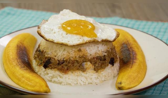 Arroz tapado a lo pobre.   