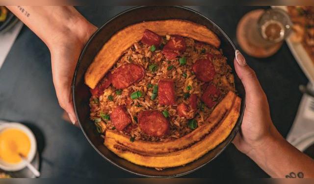 Disfruta de los platos excepcionales en Barrio Dragón. Fuente: Difusión.  