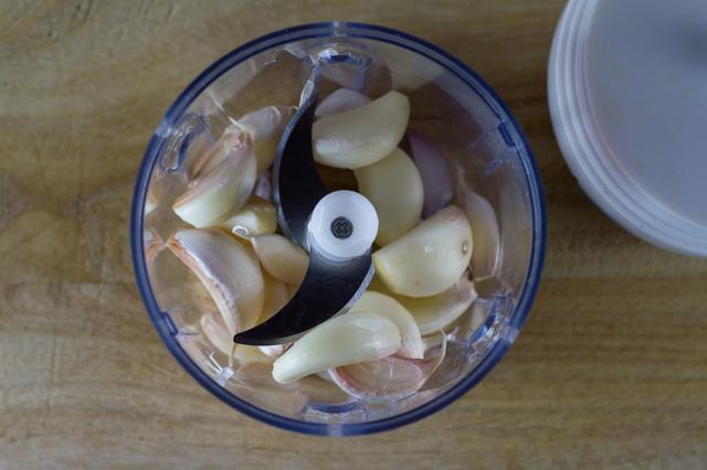 Esta es la mejor forma para que el ajo molido dure más tiempo. Esta es la mejor forma para que el ajo molido dure más tiempo.