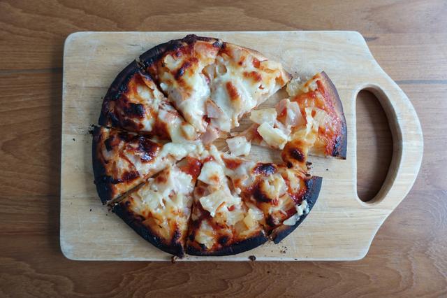 Los alimentos quemados producen acrilamida, una sustancia nociva para la salud. Los alimentos quemados producen acrilamida, una sustancia nociva para la salud.